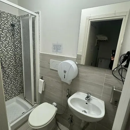 Metro B Fronte Metro Bed and Breakfast 3*