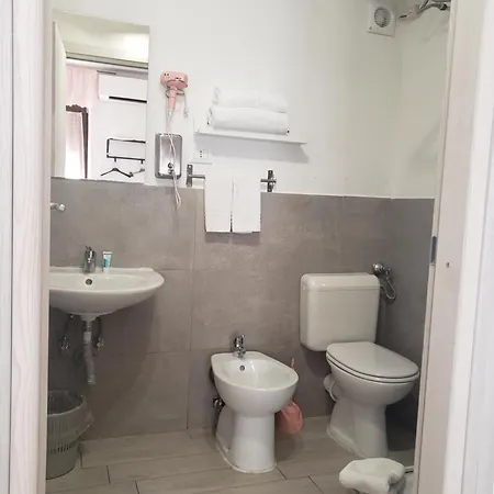 Metro B Fronte Metro 3*