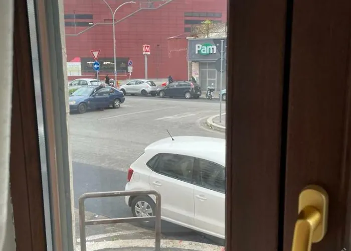 Bed & Breakfast Metro B Fronte Metro