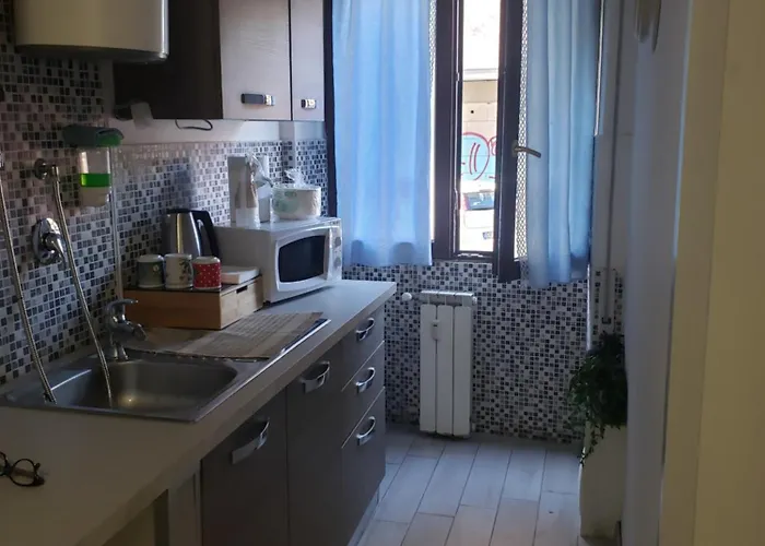 Metro B Fronte Metro Bed & Breakfast Rome